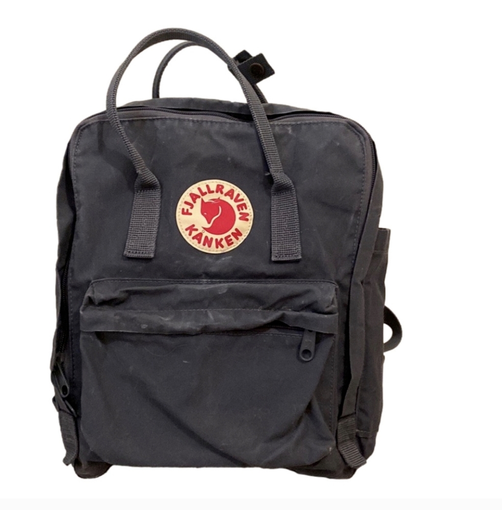 FJALLRAVEN KANKEN GRAY BACKPACK.